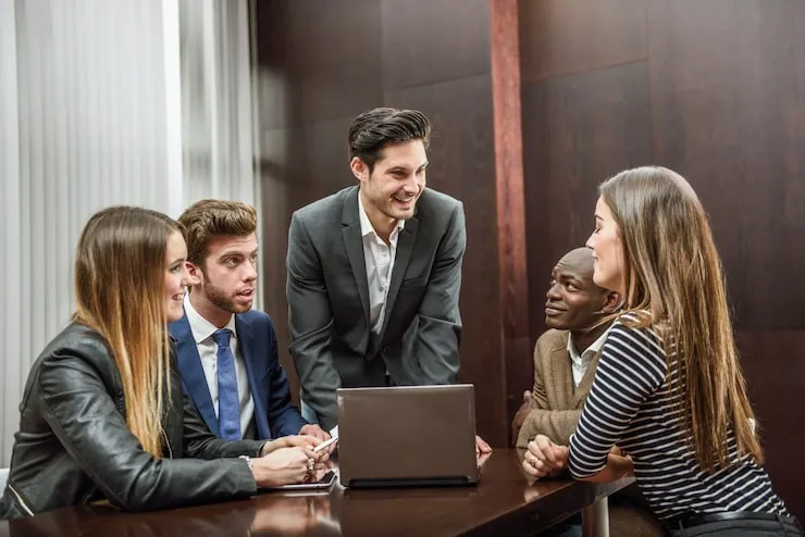 Expert Employee Behaviour Analysis Services Evaluating Workplace Conduct Communication and Team Interaction